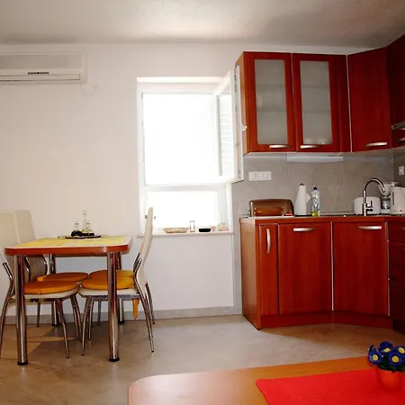 Alegria - With Patio And Garden View * Cavtat